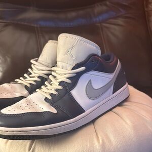 Nike Air Jordan Low Sneakers - Navy and White